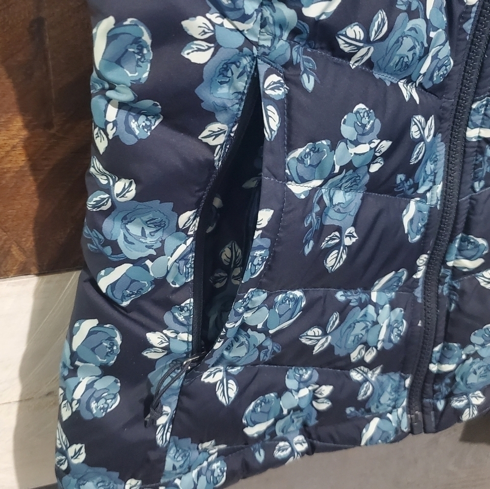 The North Face Flare Down Navy Blue Floral Flower Coupe Slim Fit Goose Vest XS - Picture 5 of 16
